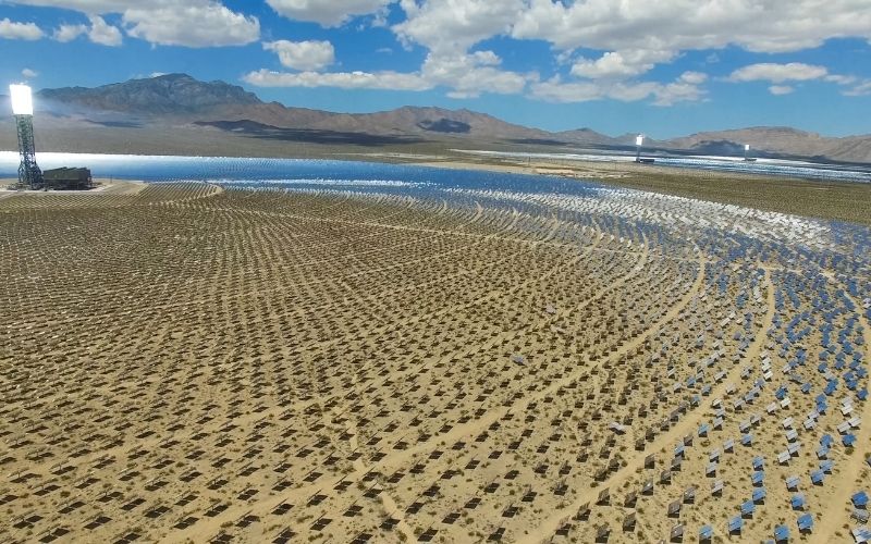 Tại sao nên lắp biến tần mạng lưới điện mặt trời? 